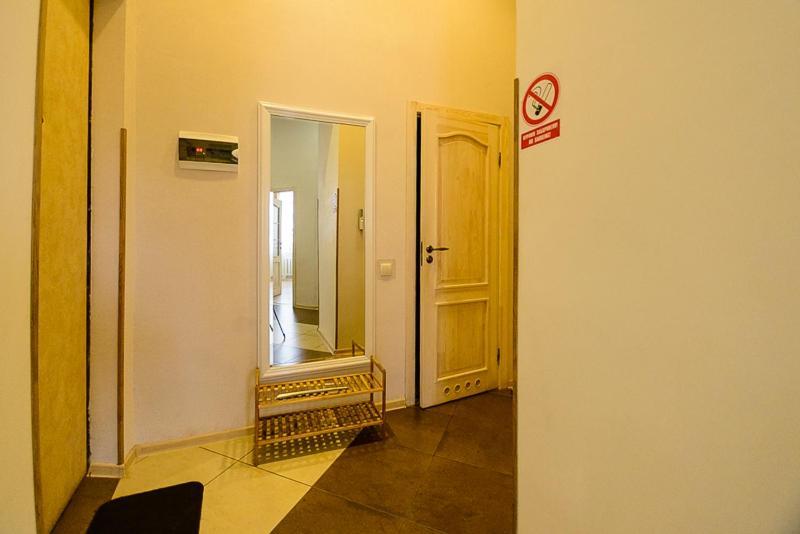 Comfortable Apartment On Mikhaylovskiy Lane Kiev Luaran gambar