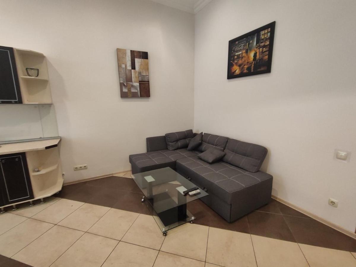 Comfortable Apartment On Mikhaylovskiy Lane Kiev Luaran gambar