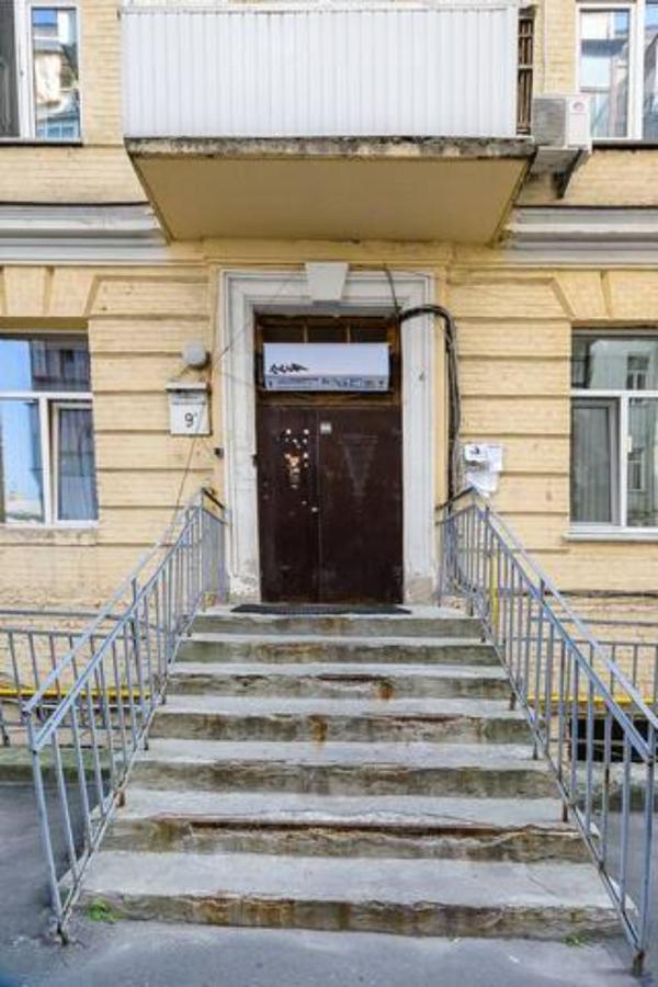 Comfortable Apartment On Mikhaylovskiy Lane Kiev Luaran gambar
