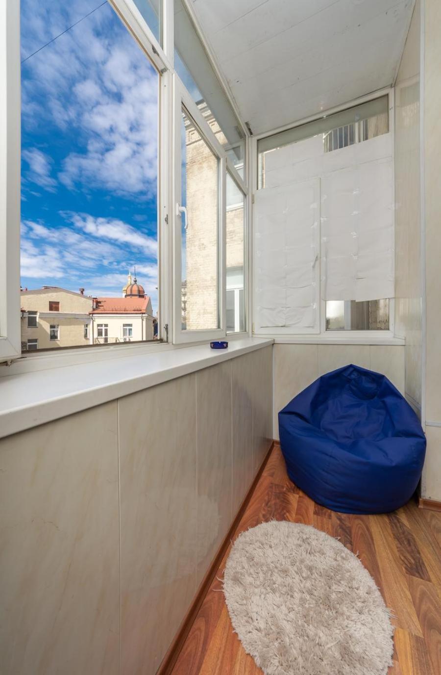 Comfortable Apartment On Mikhaylovskiy Lane Kiev Luaran gambar