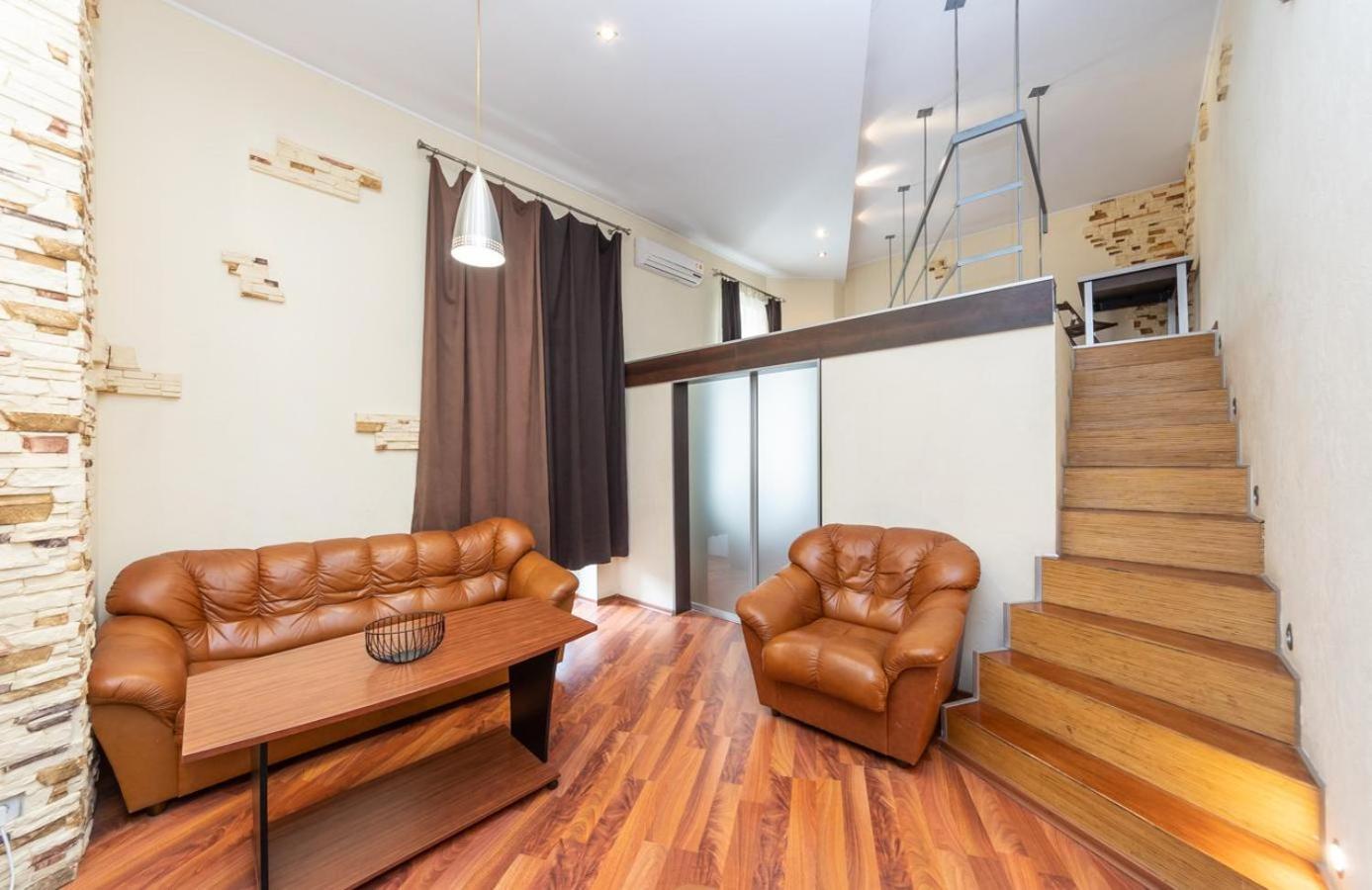Comfortable Apartment On Mikhaylovskiy Lane Kiev Luaran gambar